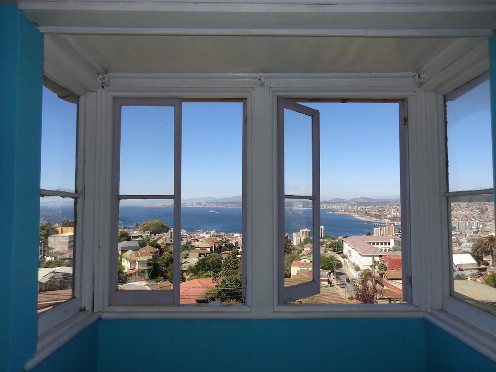Hostal Faro Azul Valparaíso Quarto foto